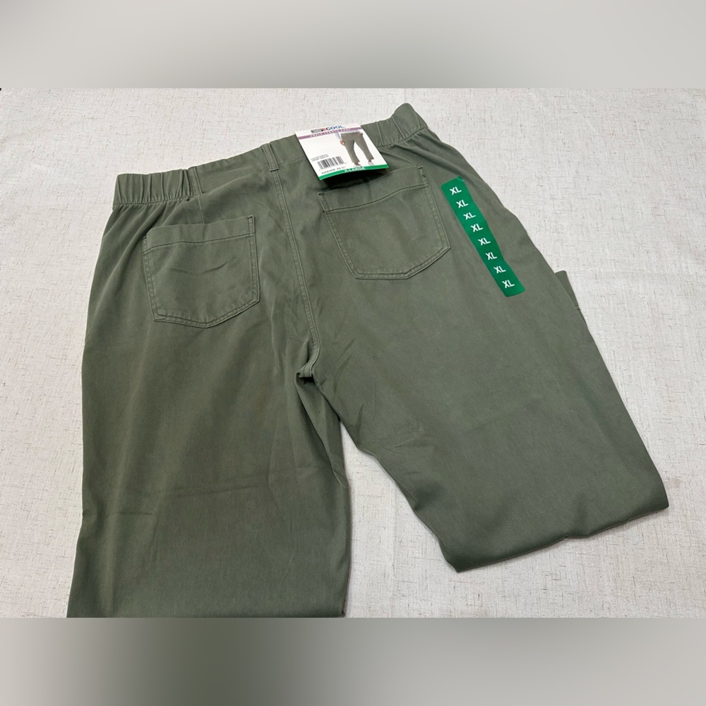 Women's Olive Wide Leg Pants - Picture 4 of 12